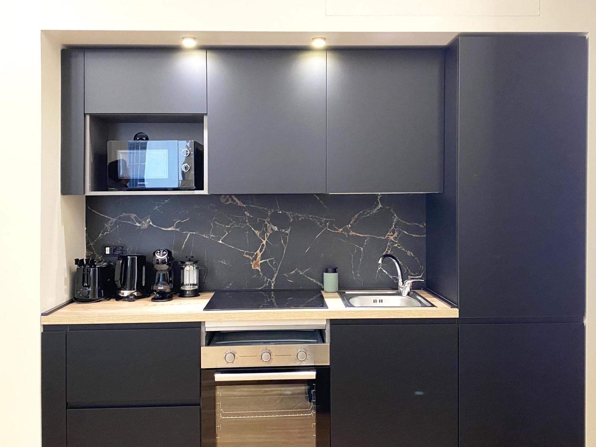 Iconic Studio San Giovanni - House With Private Parking Rome Bagian luar foto