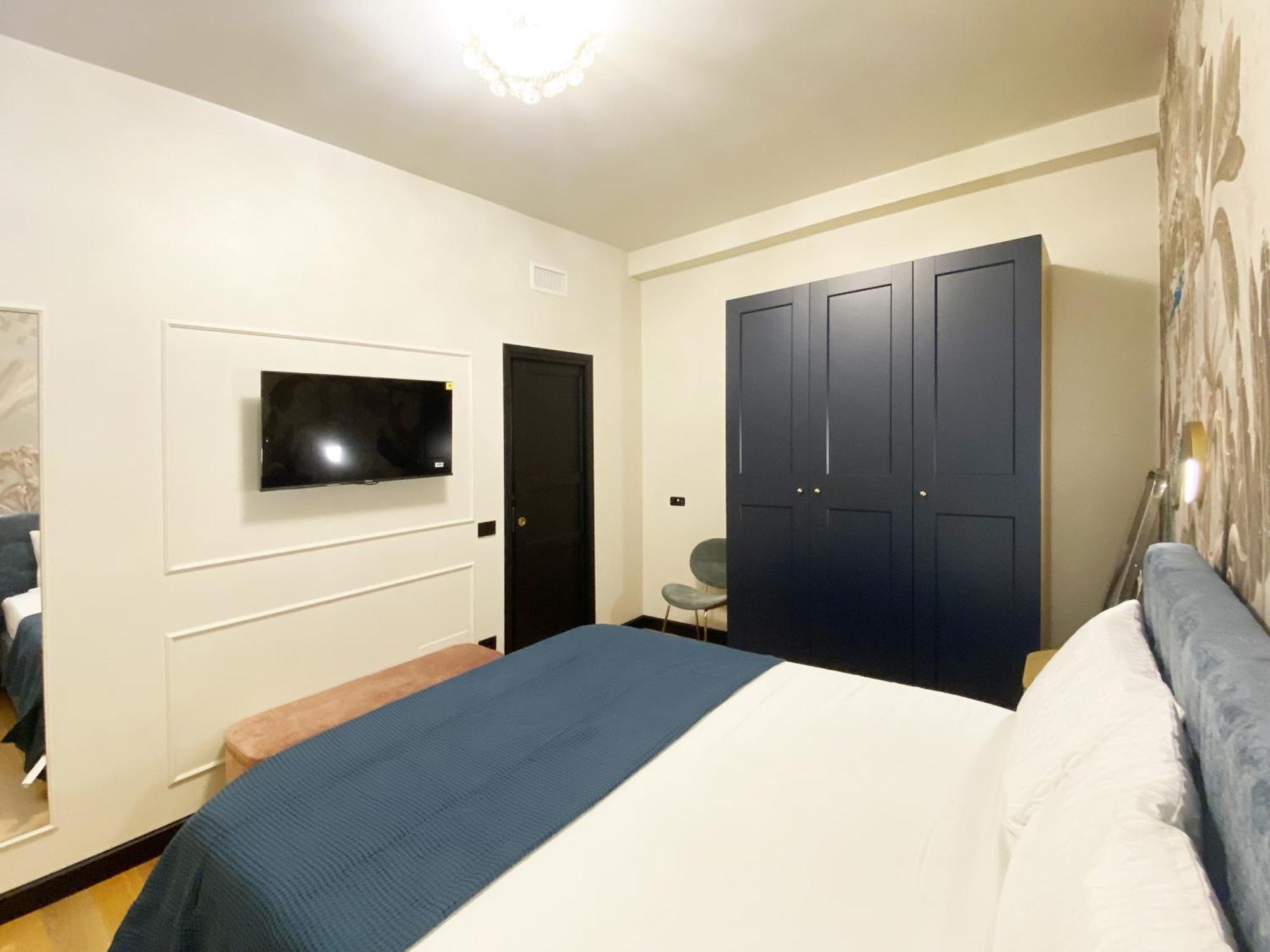 Iconic Studio San Giovanni - House With Private Parking Rome Bagian luar foto